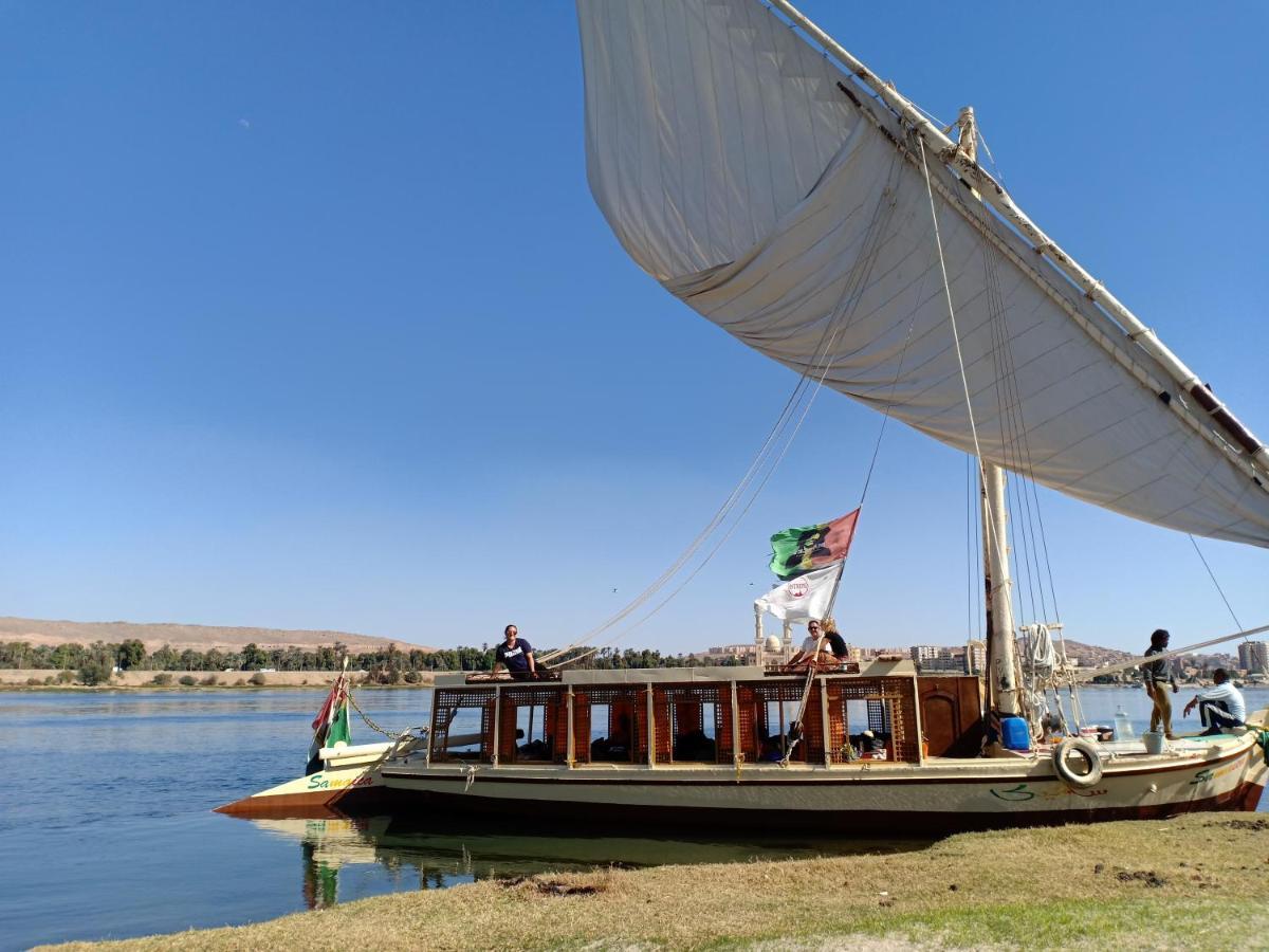 Jj Jamaica Felucca Hotell Aswan Exteriör bild