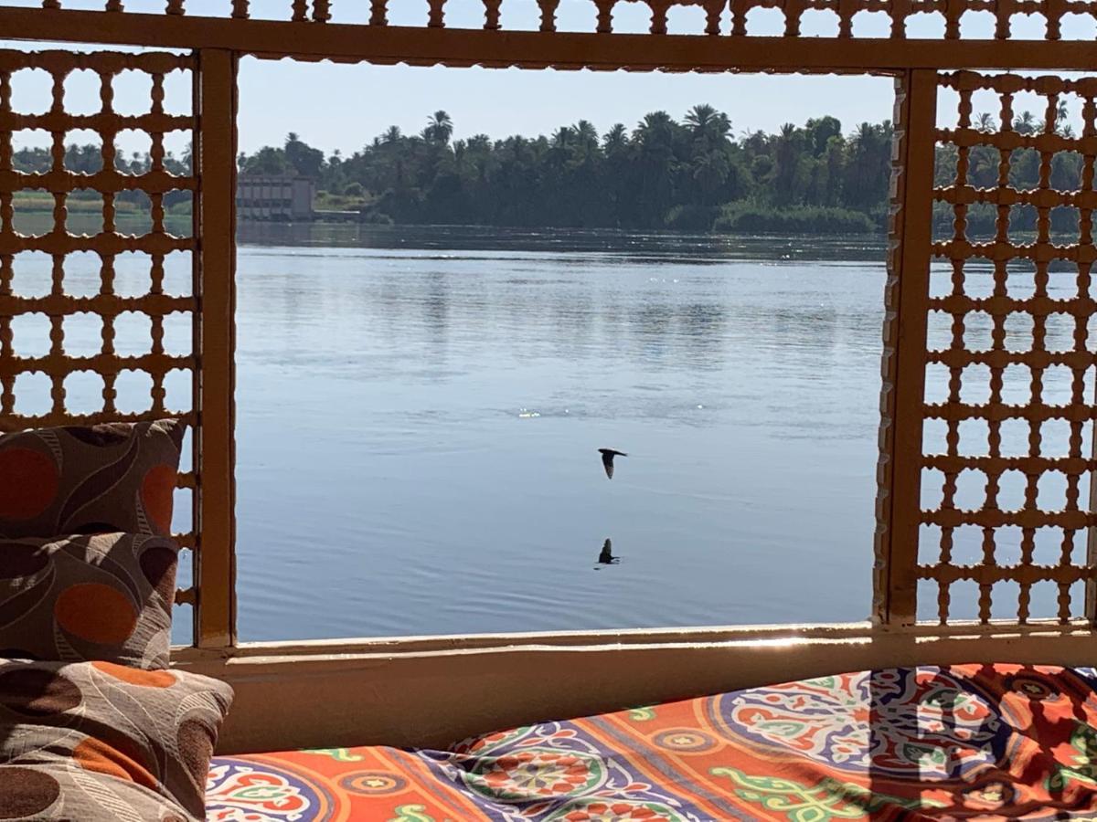 Jj Jamaica Felucca Hotell Aswan Exteriör bild