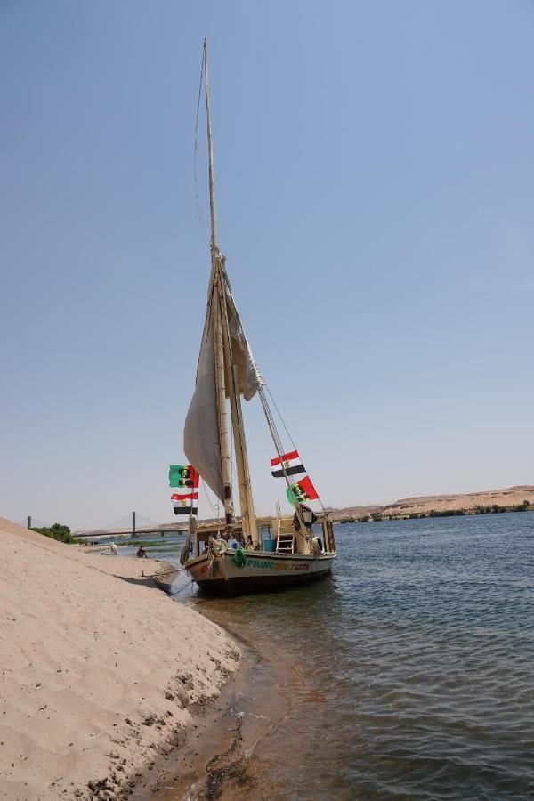 Jj Jamaica Felucca Hotell Aswan Exteriör bild